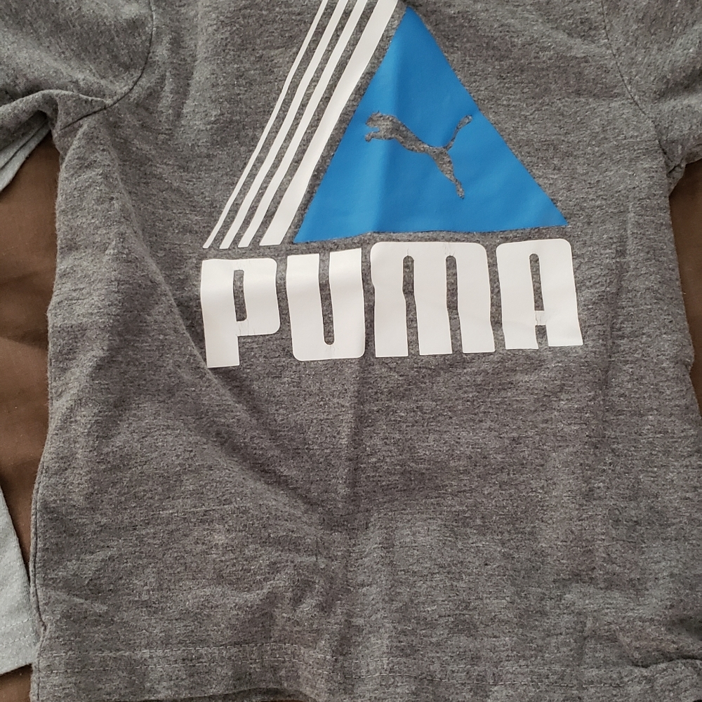 Puma kid shirt 2T